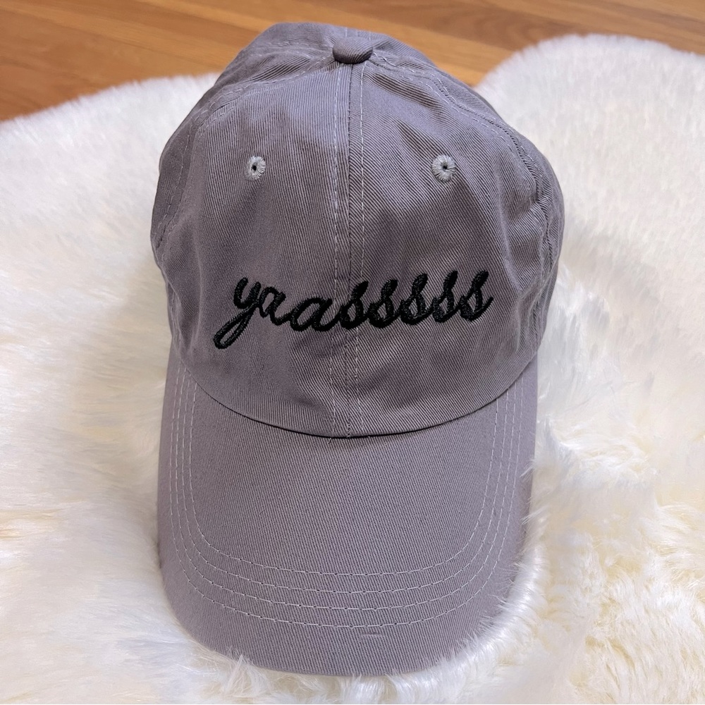 ☾ ZUMIEZ fitted hat